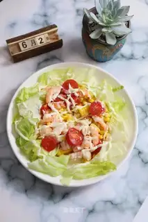 Corn-cream shrimp salad