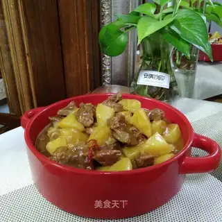 Beef curry potatoes