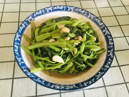Garlic cabbage