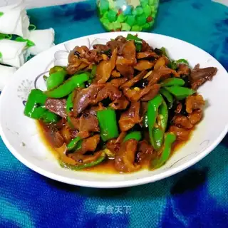 Cream pepper and duck