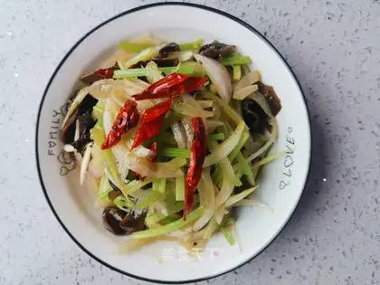 Celery with onions