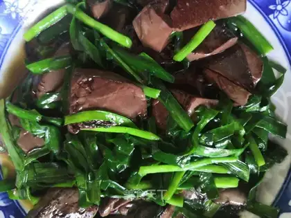 Scrambled pig blood