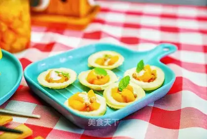 Bread cake breakfast