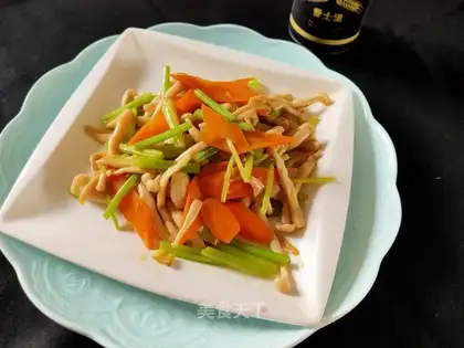 White mushrooms with carrots