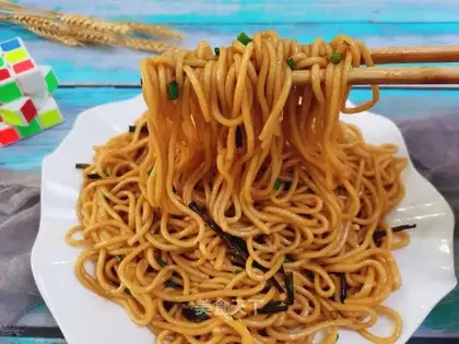 Onion noodles