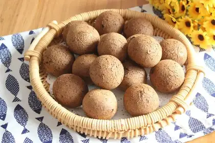 Olio's potato dinosaur eggs