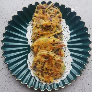 Two-colour potato waffles