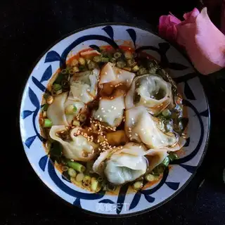 Sour soup, celery meat