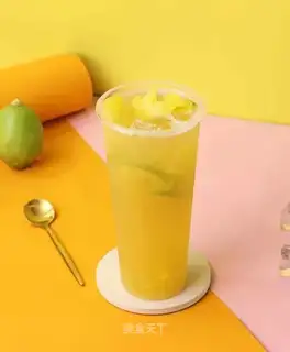 Gold pineapple