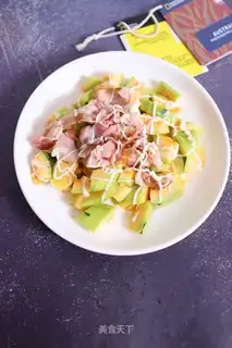 Bacon melon salad