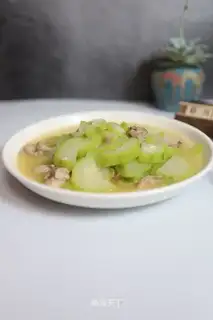 Meat flaming melon