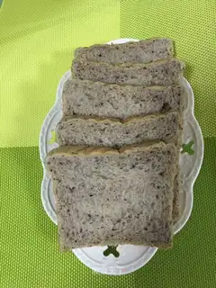 Blueberry toast