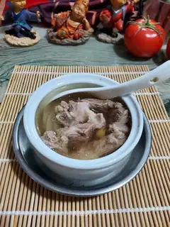 Subsea coconut ribs soup