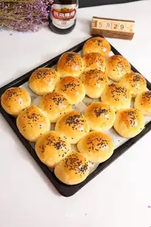 Beer and sesame bread