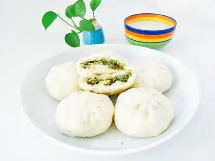 Freckles, celery eggs, buns