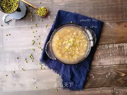 Rice green bean soup