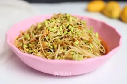 Cold bean sprouts