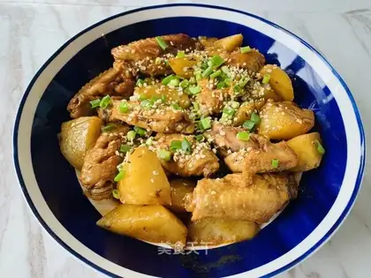 Pyramid chicken wings burning potatoes