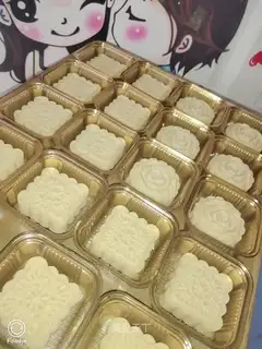 Green bean cake in the private room