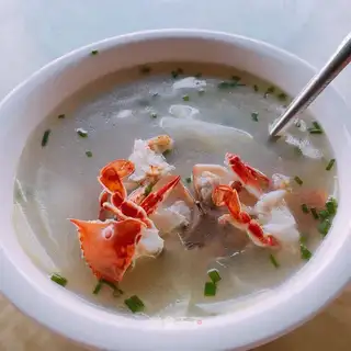 Crab melon soup