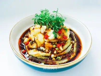 Cool potatoes and cheese