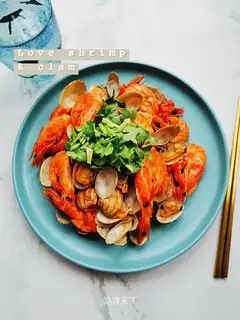 Shrimp sprouts