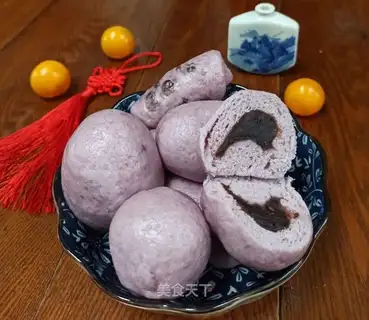 Potato bean bun