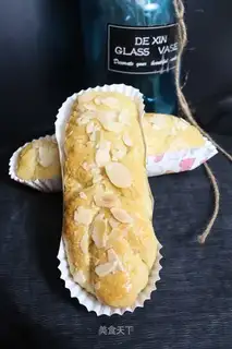 All wheat almond bread