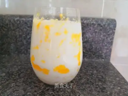 Mango dirty tea