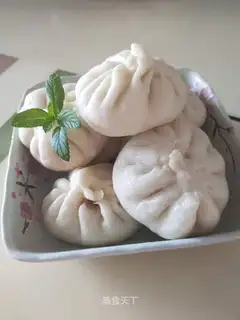 Onion buns