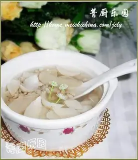 Coix seed and lily porridge