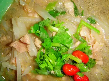 Mutton and radish soup