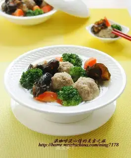 Beef ball soup