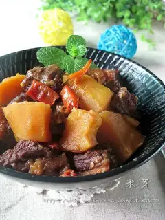 Stewed beef brisket with sweet potatoes