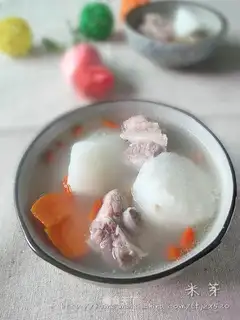 Yams and wolfberry ribs soup