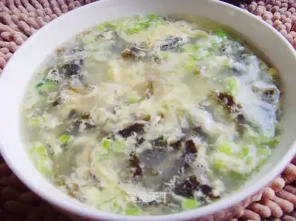 Boiled egg and flower soup