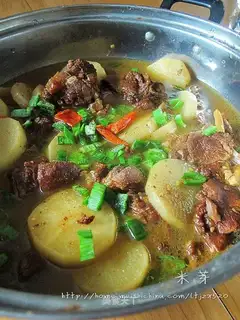 mutton stew pot