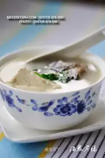 fish head tofu soup