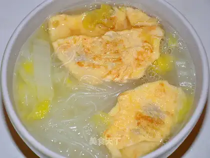 Chinese cabbage, egg dumplings and vermicelli soup