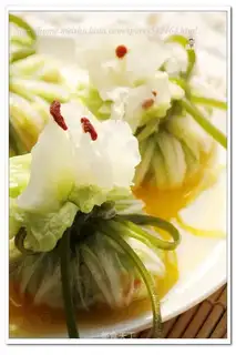 Golden Soup Jade Tofu Bun