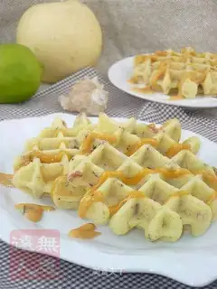 Bacon and black pepper waffles