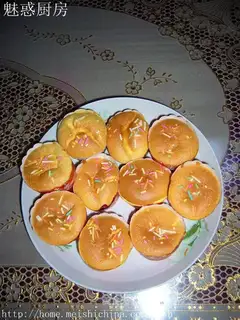 Fresh milk small cupcake