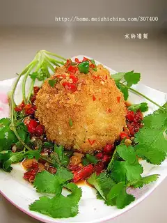 Meatless version of steamed lion's head