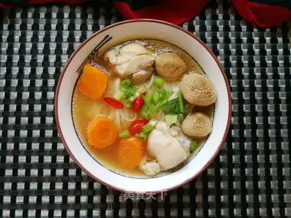 Carrot, chicken leg noodles