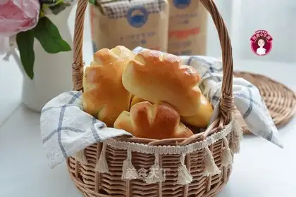 Polish meat pine bread