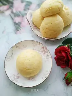 Pumpkin buns