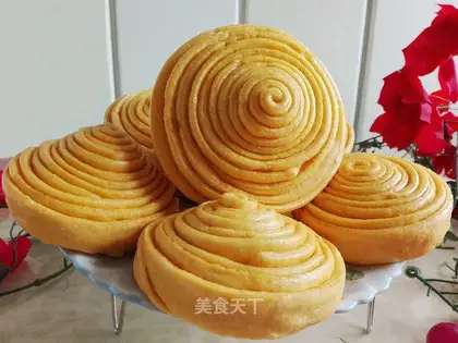 Pumpkin annual roll