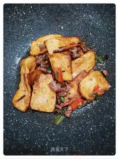 Beef fried tofu