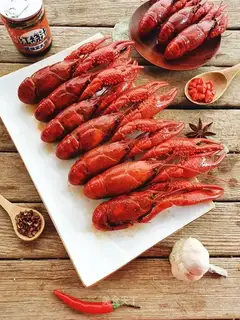 Spicy red burning lobster