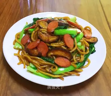 Ham mushrooms and noodles